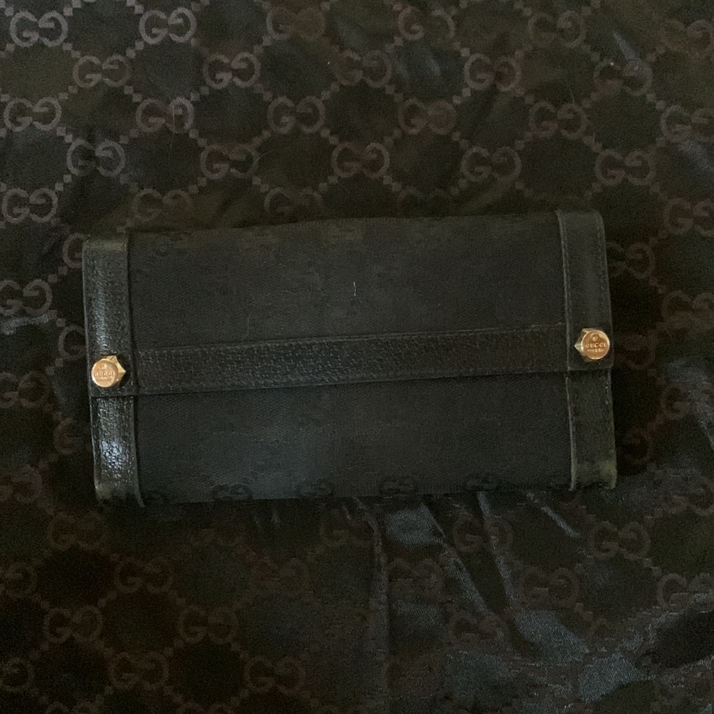 Authentic Gucci Wallet- Black & Gold